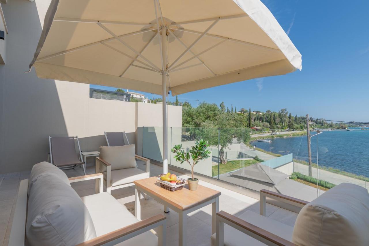 Swans Luxury Homes กอมเมนโน ภายนอก รูปภาพ